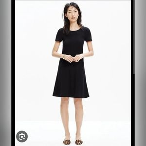 Madewell Gallerist Black Short Sleeve Modest Dress‎ Size M